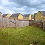 Wykebeck Mount By Our Short Stunning New Build With Plenty Of Free Parking And Fast Wifi 利兹