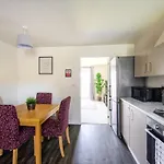 Wykebeck Mount By Our Short Stunning New Build With Plenty Of Free Parking And Fast Wifi 度假居