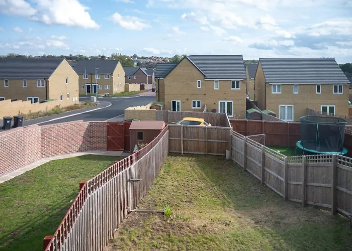 Дом отдыха Wykebeck Mount By Our Short Stunning New Build With Plenty Of Free Parking And Fast Wifi