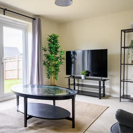 Wykebeck Mount By Our Short Stunning New Build With Plenty Of Free Parking And Fast Wifi