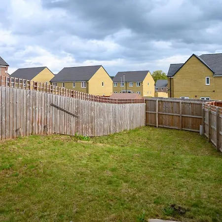 Wykebeck Mount By Our Short Stunning New Build With Plenty Of Free Parking And Fast Wifi Leeds (West Yorkshire)