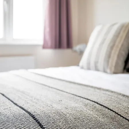 Wykebeck Mount By Our Short Stunning New Build With Plenty Of Free Parking And Fast Wifi * Leeds (West Yorkshire)