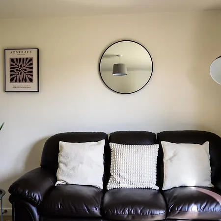 Wykebeck Mount By Our Short Stunning New Build With Plenty Of Free Parking And Fast Wifi Casa vacanze *