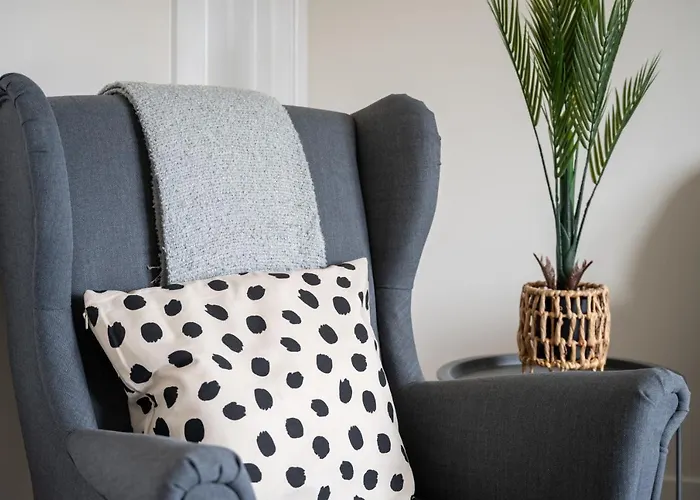 Wykebeck Mount By Our Short Stunning New Build With Plenty Of Free Parking And Fast Wifi *