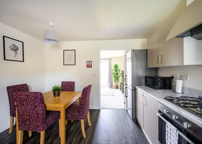 Wykebeck Mount By Our Short Stunning New Build With Plenty Of Free Parking And Fast Wifi 度假居