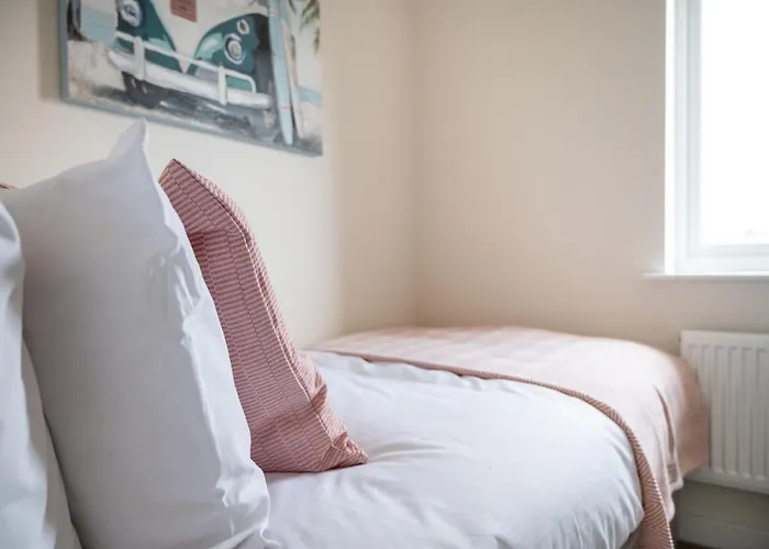 Будинок відпочинку Wykebeck Mount By Our Short Stunning New Build With Plenty Of Free Parking And Fast Wifi *