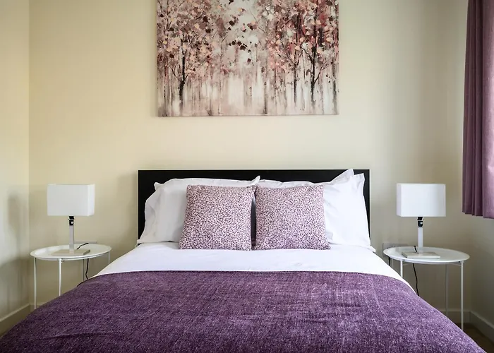 Wykebeck Mount By Our Short Stunning New Build With Plenty Of Free Parking And Fast Wifi *