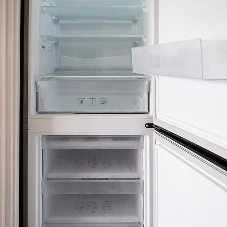 Wykebeck Mount By Our Short Stunning New Build With Plenty Of Free Parking And Fast Wifi *