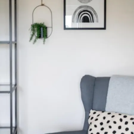 Wykebeck Mount By Our Short Stunning New Build With Plenty Of Free Parking And Fast Wifi *